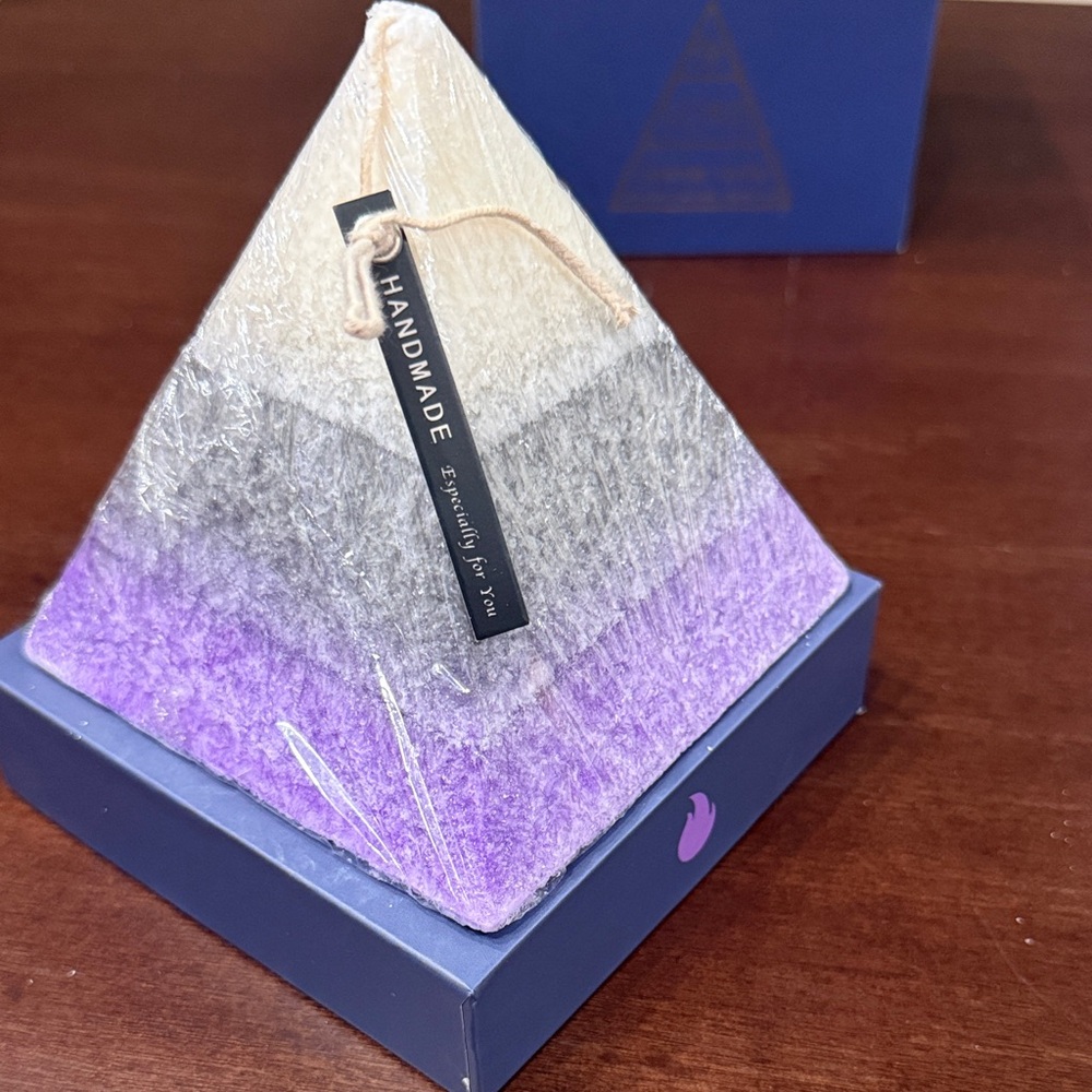 Lavender Vanilla Pyramid Candle